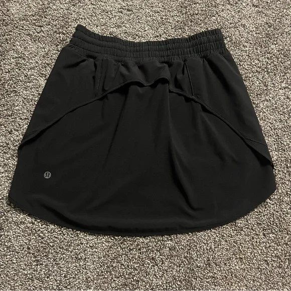 Lululemon Skirt - Picture 4 of 5